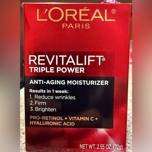 L'Oreal Paris Revitalift-Triple Power Anti-Aging Face Moisturizer,2.55 Oz,SEALED - Picture 7 of 7